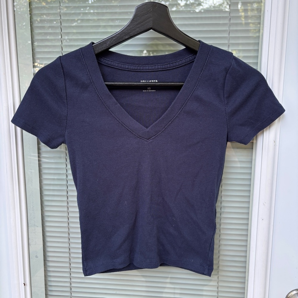Hollister Navy XS Cap S/S V-Neck Cotton/Modal Baby Tee Great Preowned Cute